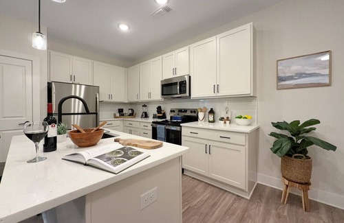 Mooresville Apartment | Modern Comfort Near Mooresville's Attractions