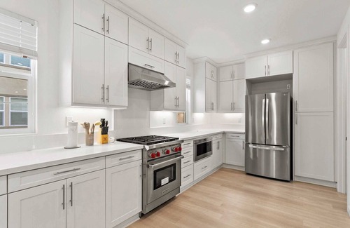Mayflower Village House | Modern Comfort Stylish 3BR Arcadia Home with Ensuite Baths & best location#42090