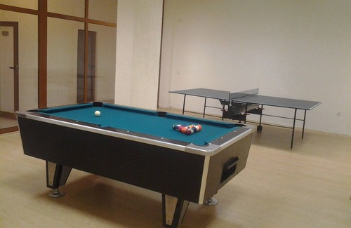 Shiligarnika Apartment | Modern Complex With Spa Facilities, 5 Minutes walk to Gondola