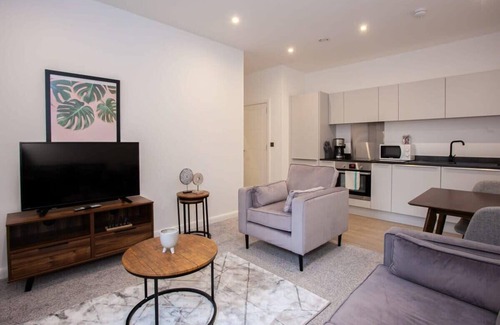 Bolton Apartment | Modern & Cosy 1 Bedroom Apartment in Bolton