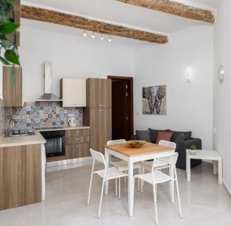 Hamrun Apartment | Modern, Cosy 1BD Home - Close to Valletta