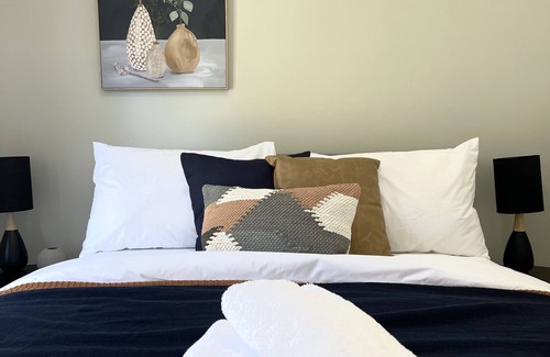 Sawmill Settlement Cabin | Modern, cosy lodge at base of Mt Buller | Merrijig