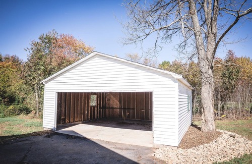 Morganton House | Modern Cottage : Near Hospitals and Brewery!