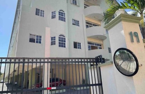 Eden Gardens Apartment | Modern Cozy 1BR Stay in New Kingston