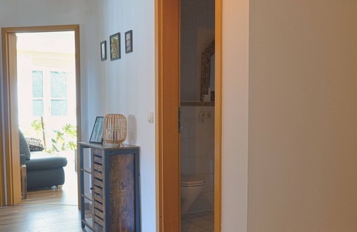 Pfaffenhofen an der Ilm Apartment | Modern, cozy & central - kitchen, parking space, Netflix & more