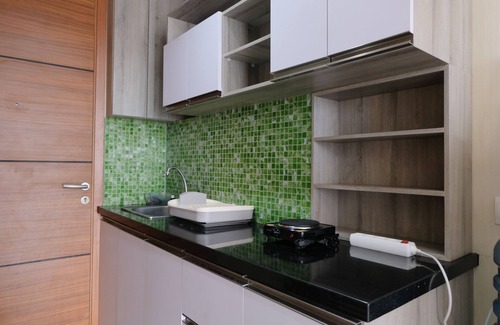 Hegarmanah Apartment | Modern Designed And Strategic Studio Room At Beverly Dago Apartment