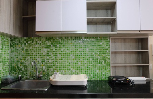 Hegarmanah Apartment | Modern Designed And Strategic Studio Room At Beverly Dago Apartment