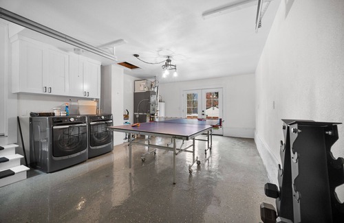 Lake Oswego House | Modern Downtown Lake Oswego Home!