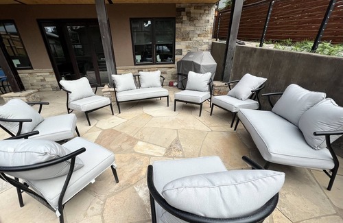 Whittier House | Modern Downtown Stunner