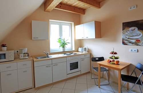 Muhlbach Apartment | Modern eingerichtete Fewo mit Innenhof zum Verweilen