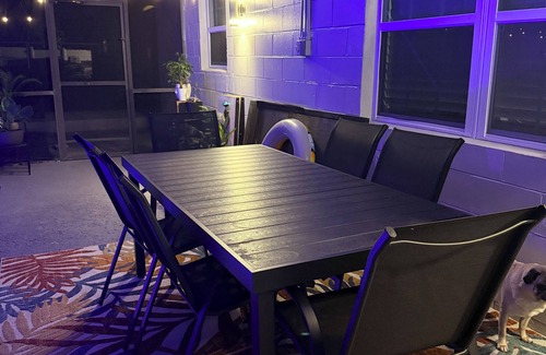 Pine Hills Apartment | Modern en-suite studio with shared pool in vibrant Orlando