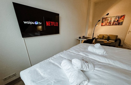 Sudstadt-Bult Apartment | modern equipped business apartment kitchen | Netflix | Südstadt | Maschsee
