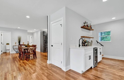 Atlanta House | Modern Farmhouse in the City - 4-bedroom house in charming Atlanta