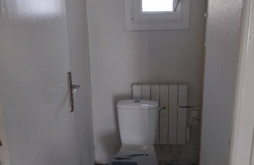 Tomblaine Apartment | Modern first floor apartment - 2 bedrooms, sleeps 4