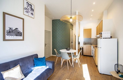 Noailles Apartment | Modern Flat Near The Old Port