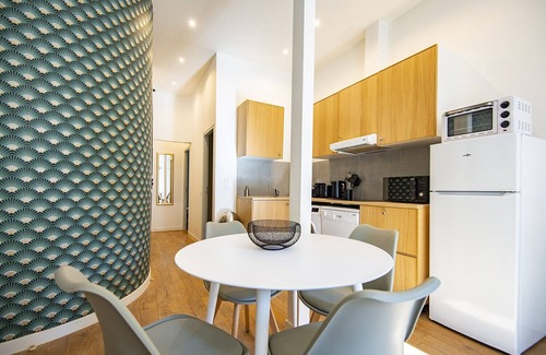 Noailles Apartment | Modern Flat Near The Old Port