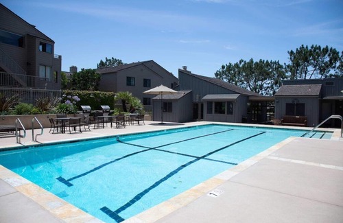 Del Mar Condo | Modern & Fresh Dreamy Coastal with an Ocean View!