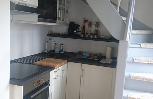 Agard House | Modern furnished, air-conditioned, exclusive holiday home.