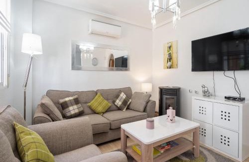 Lo Crispin House | Modern Garden Home, Algorfa