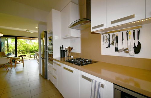 Roches Noires Apartment | Modern ground-floor apartment, wifi, private garden