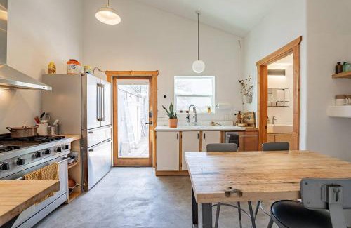 Barrio Historico Apartment | Modern Historic 1900 Adobe Bungalow in Downtown, Low Summer Rates!