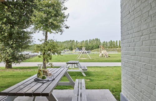 Jabbeke Apartment | Modern holiday apartment at 15 min from Bruges