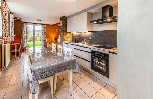 Lavacherie House | Modern Holiday Home in Lavacherie