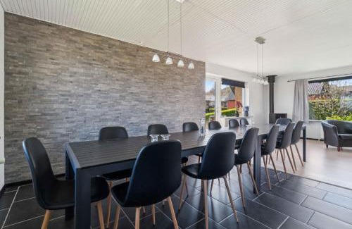 Sandkaas Villa | Modern Holiday Home With Sea View In Tejn