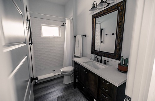 Meridian House | Modern Holistic Home - Near the Village & Shopping!