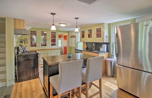 Intervale House | Modern Home ~ 2 Mi to Cranmore Mountain Resort!
