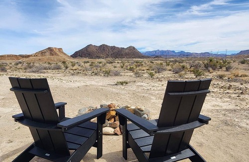 Study Butte-Terlingua Cabin | Modern Home 5 min to Big Bend