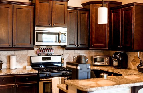 Centerton House | Modern Home Near Airport & Bentonville
