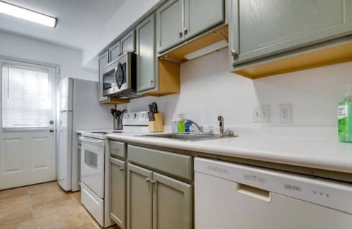 Hinesville Apartment | Modern Home w Vintage Arcade Games & Family Fun