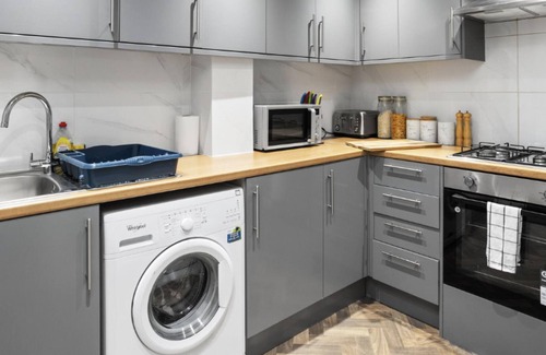 Gorgie Apartment | Modern&Homely Flat|City Centre