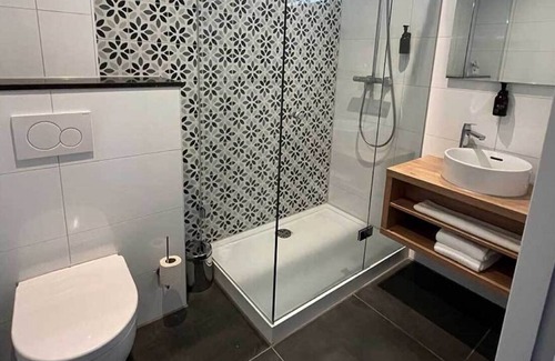 Bosgebied House | Modern Hotel Near Forest, Zoo & Amersfoort—Ideal for All Travelers