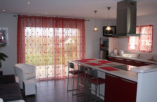 Mignieres Cottage | Modern house near Chartres with private parking