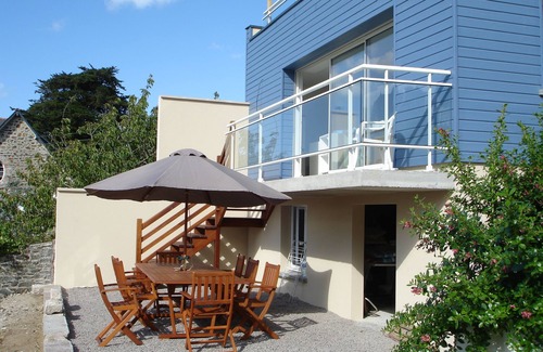 Pleneuf-Val-Andre House | Modern house with garden and beautiful sea view