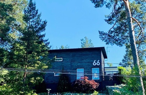 Nacka Municipality House | Modern House With 8 Beds for a Pleasant Holoiday