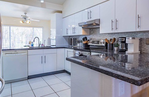 Chandler House | Modern House with Office, Cornhole, Near Freeways