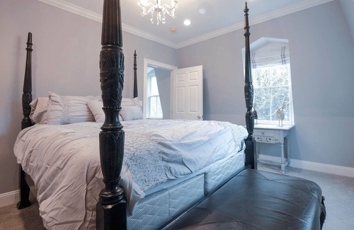 Katonah House | Modern Hudson Valley Farmhouse just 50 min from NYC