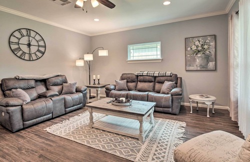 Huntsville House | Modern Hunstville Home ~ 3 Miles to Main Street!