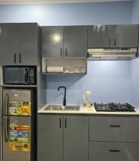 Upper Demerara-Berbice Apartment | Modern King Bed, Baggage dropoff