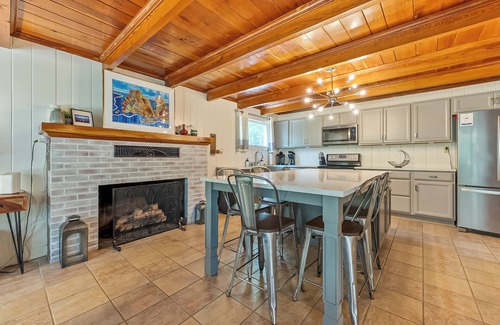 Pulaski House | Modern lakefront home with dock, deck, and direct Claytor Lake access for swimming and fishing!