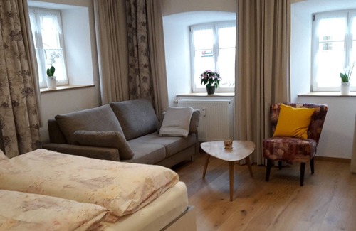 Altstadt Apartment | modern living in the old town
