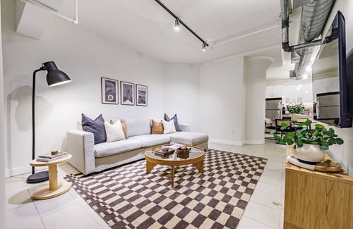 Historic Core Apartment | Modern Loft | 1BR in Downtown LA with Rooftop!