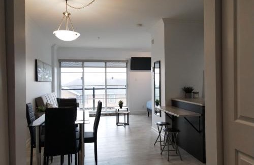 Boischatel Apartment | Modern Loft Chute-Montmorency
