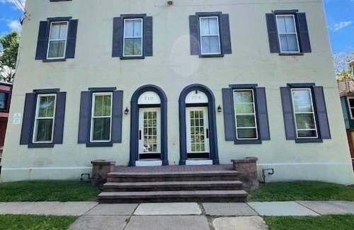 Wilmington Apartment | Modern Loft with Skyline Views - King & Queen Beds, Close to Downtown!