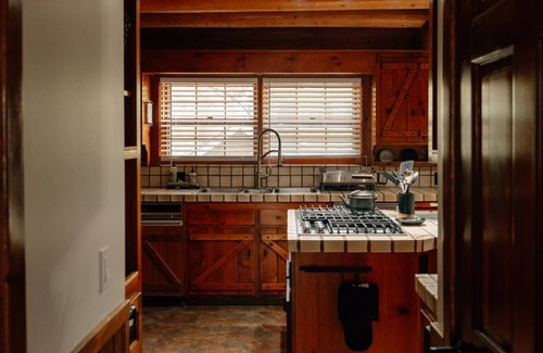 Running Springs Cabin | Modern log home in Running Springs w/hot tub & amenities, near Lake Arrowhead!