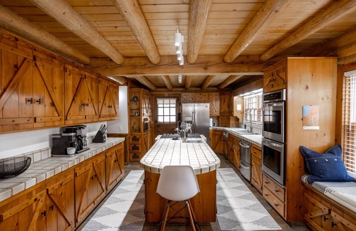Running Springs Cabin | Modern log home in Running Springs w/hot tub & amenities, near Lake Arrowhead!