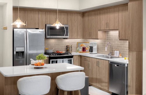 Irvine Business Complex Apartment | Modern Luxury 2 Bed 2 Bath Home with Resort Amenities